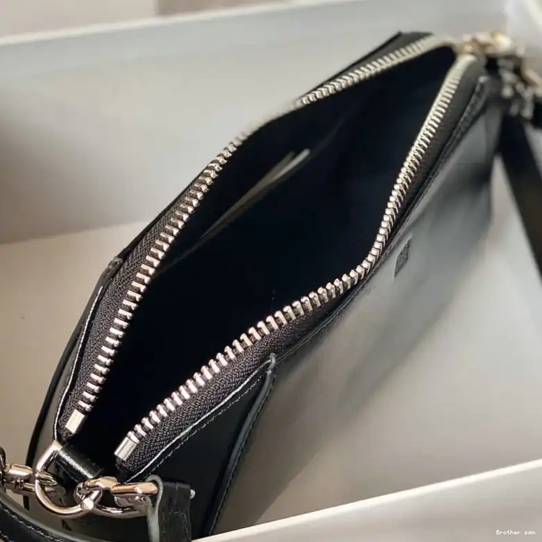 Brother sam Givenchy 2209SW0022 Bag 0805